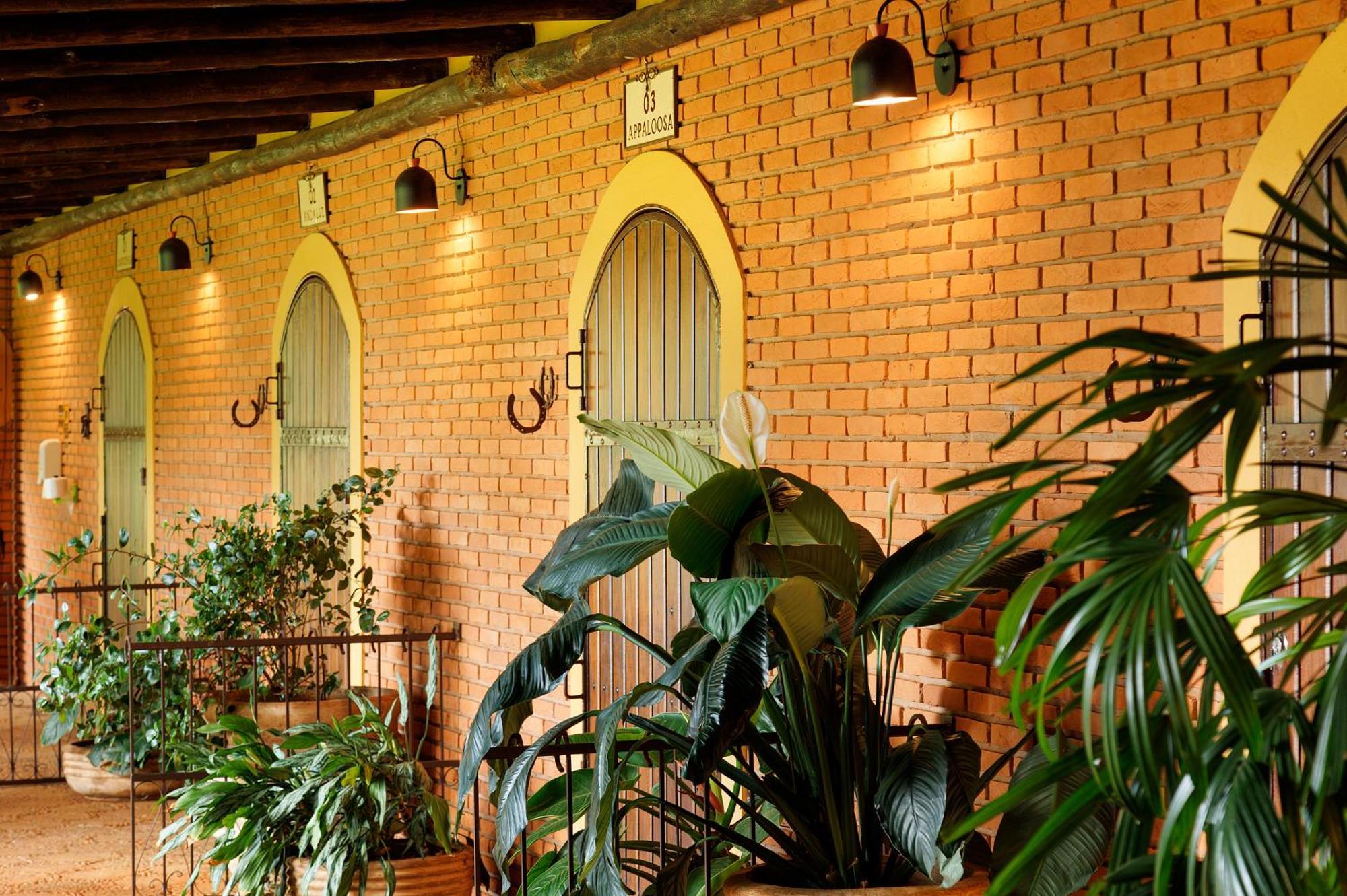 Shangri-La Hotel Fazenda Brotas Esterno foto