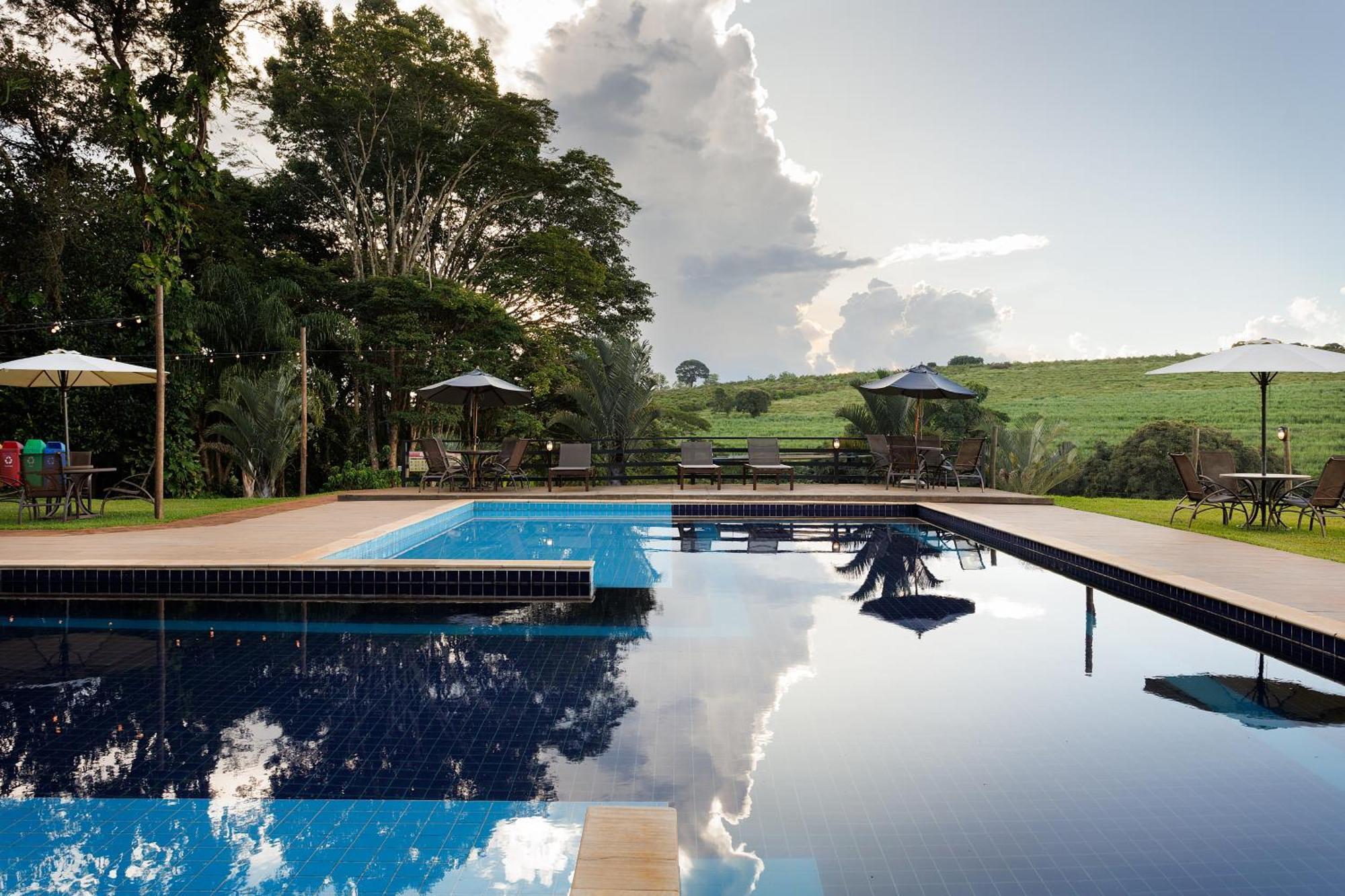 Shangri-La Hotel Fazenda Brotas Esterno foto